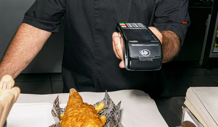 Card machine
